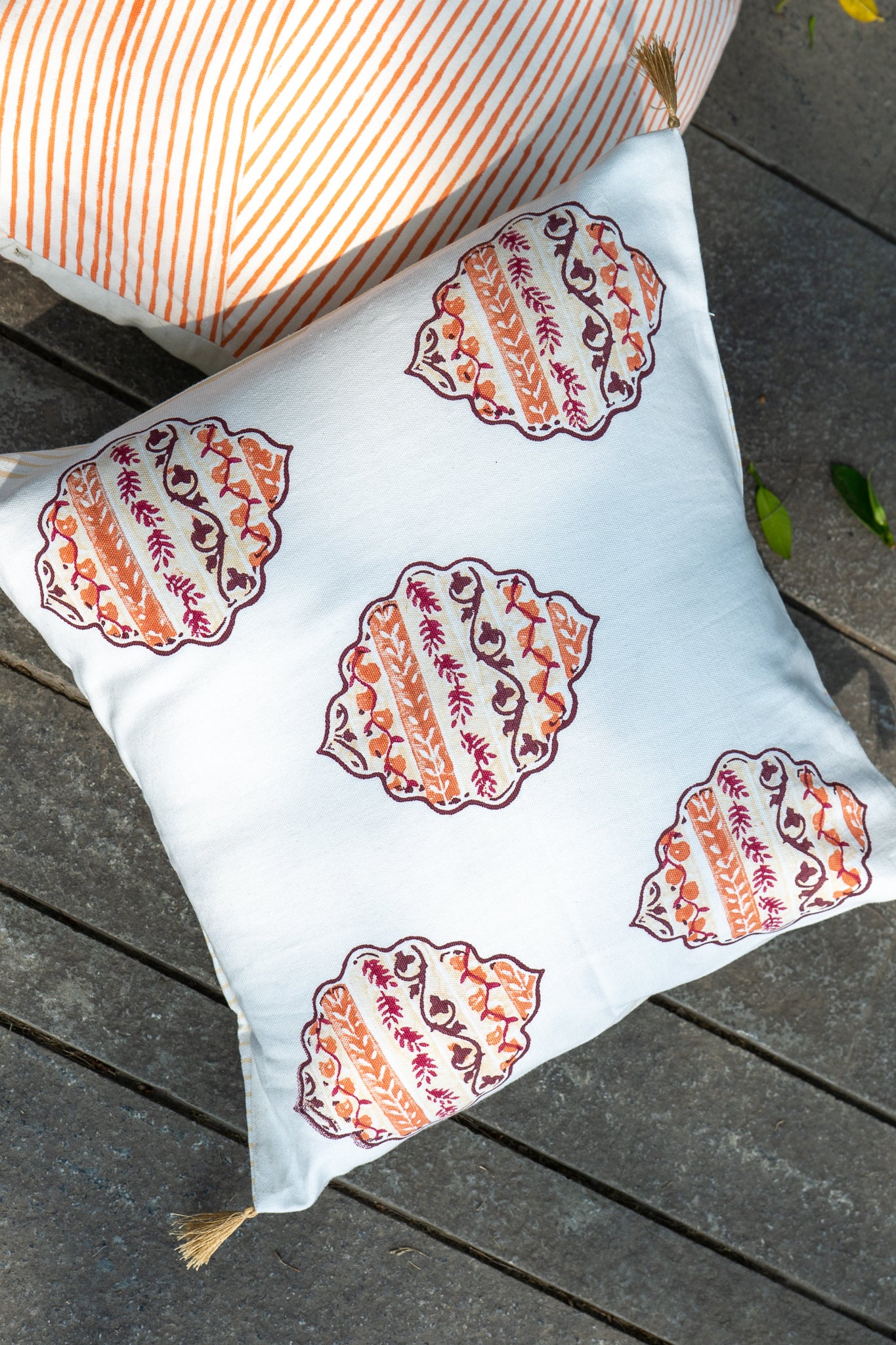 Maroon and magenta heera jaal cushion cover