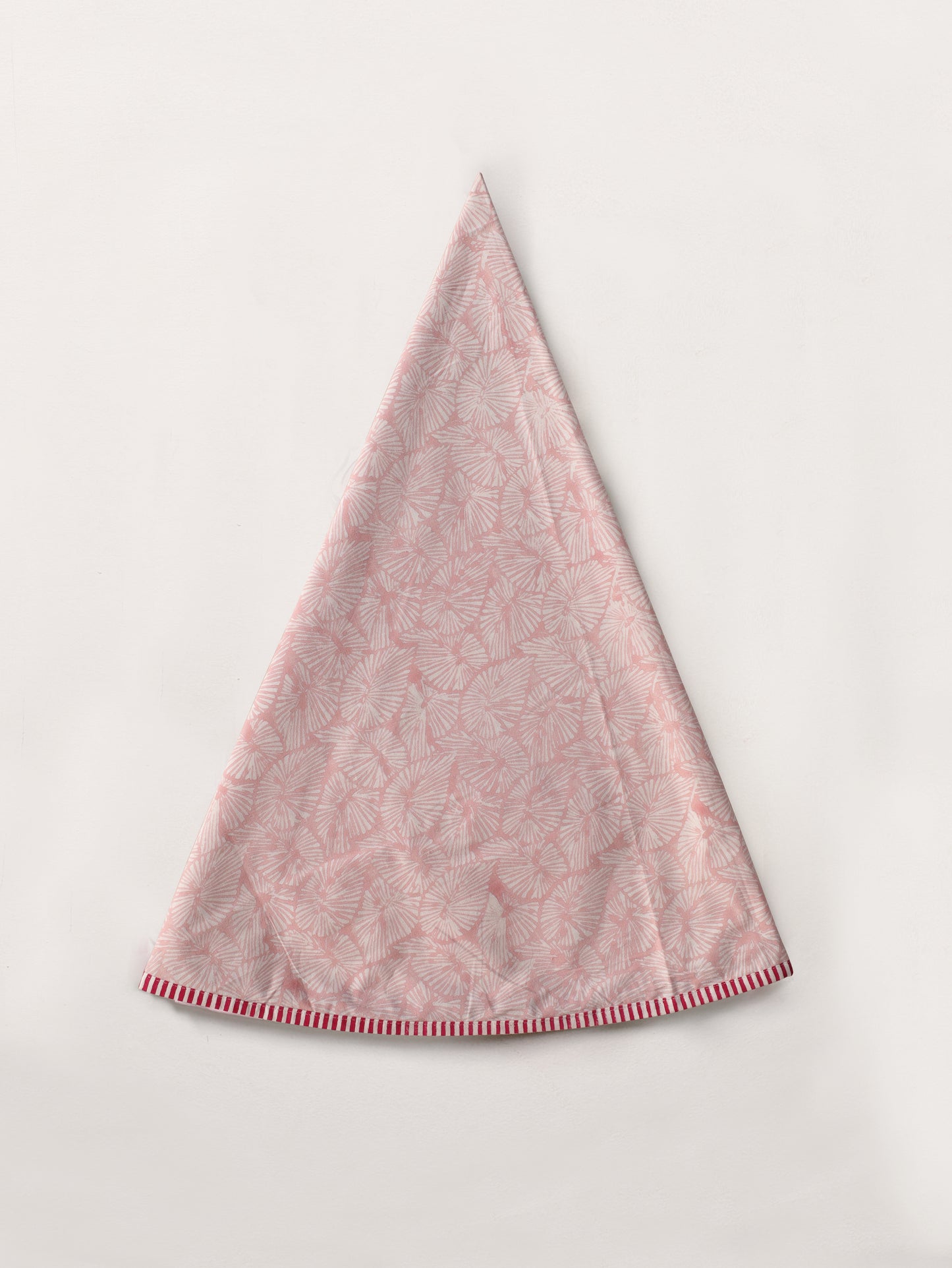 Peach small lines round table cover