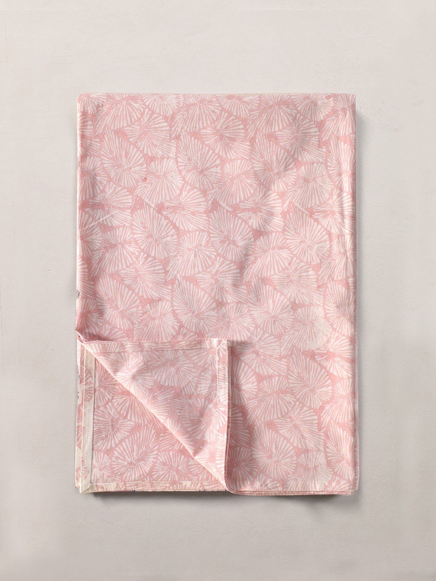 Peach small lines dining table cover