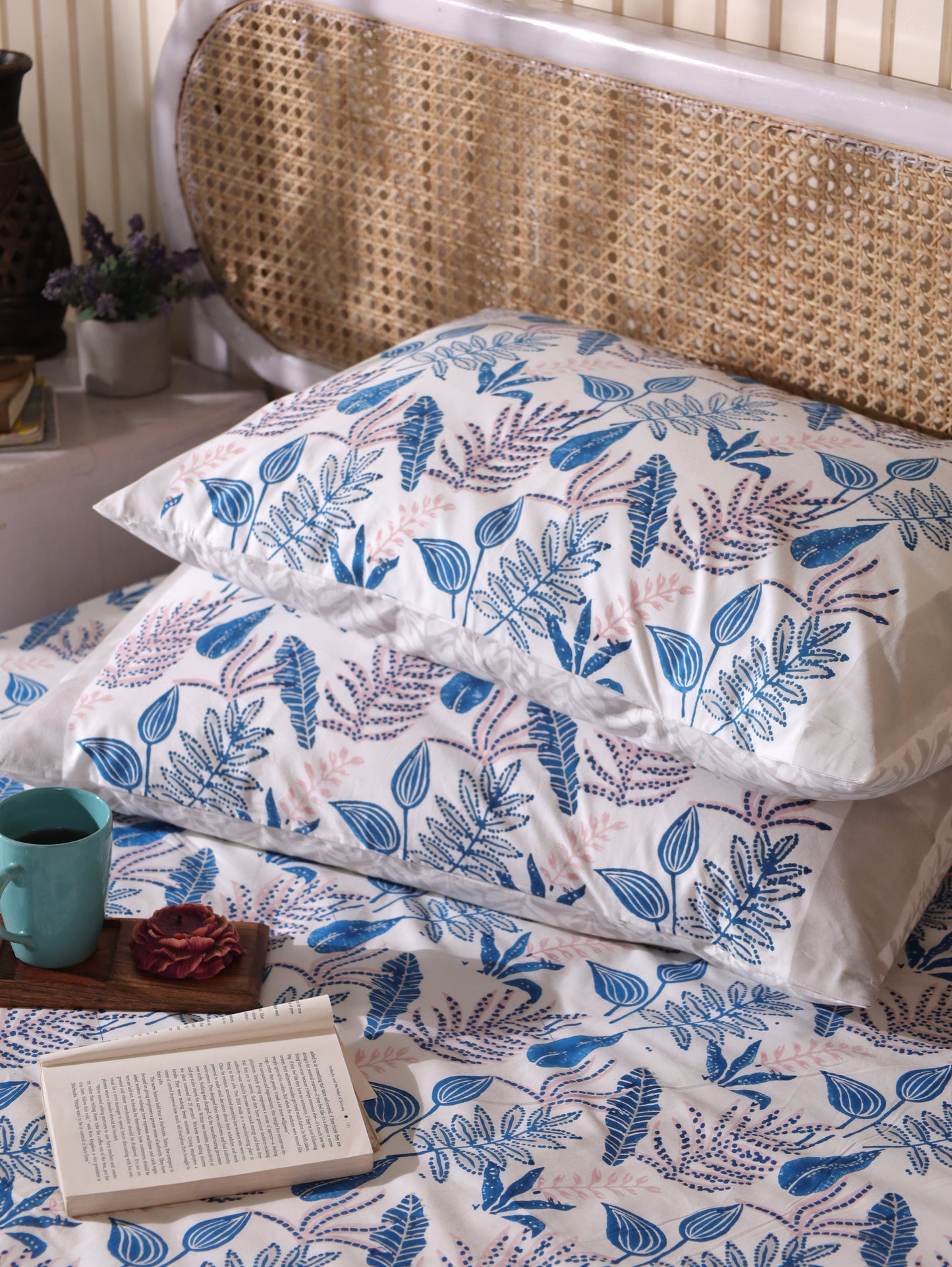 Blue and pink forest garden bedsheet set