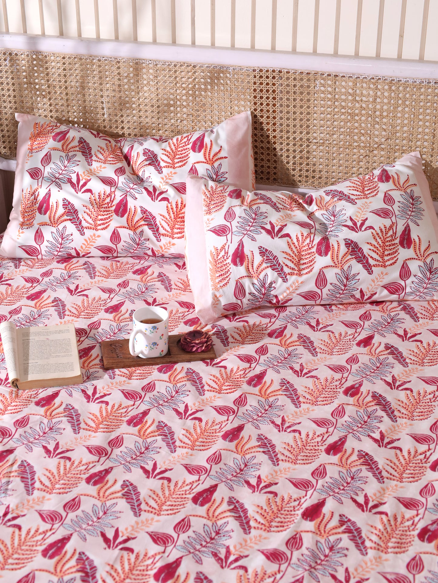 Red and peach forest garden bedsheet set