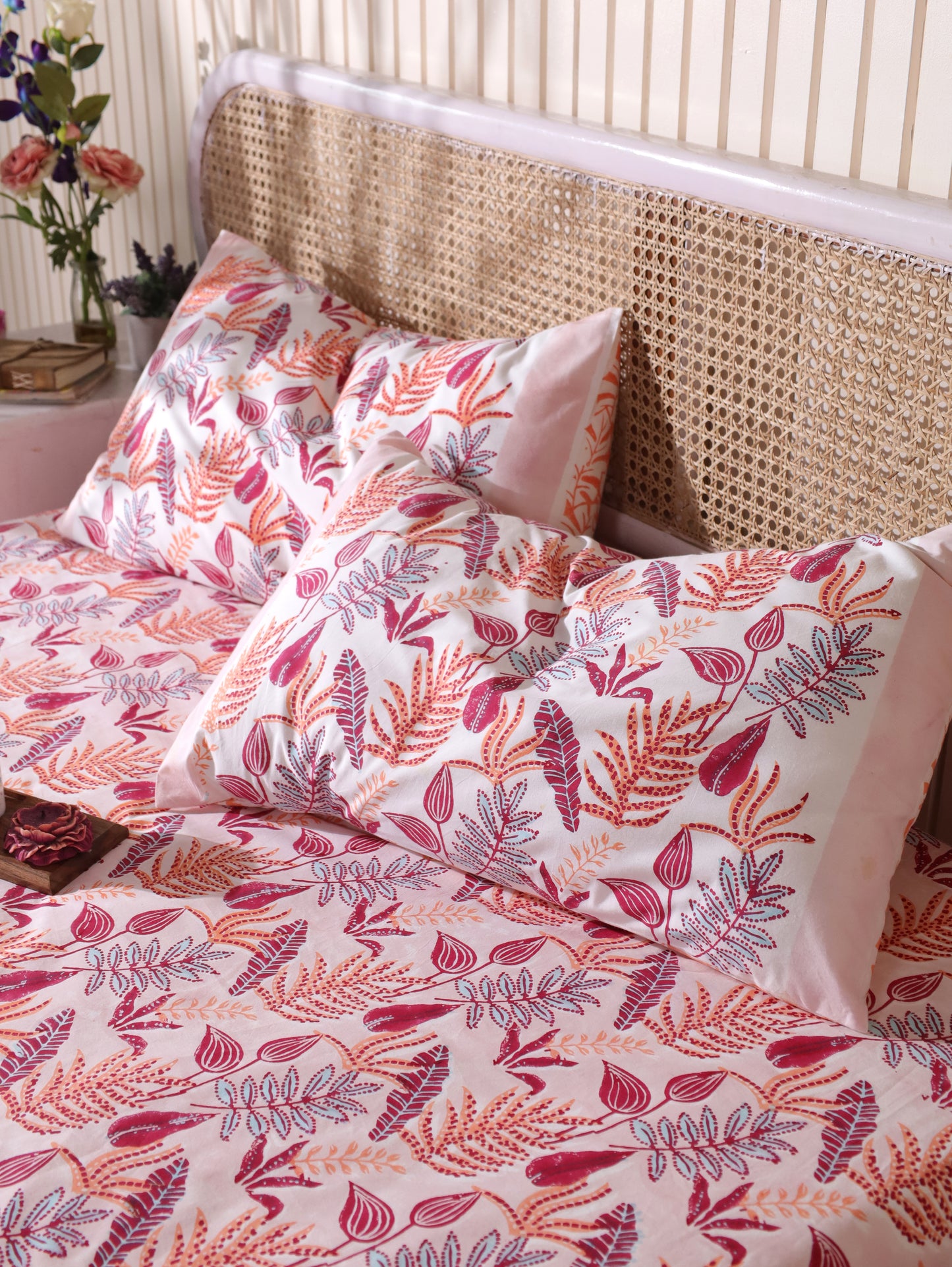 Red and peach forest garden bedsheet set