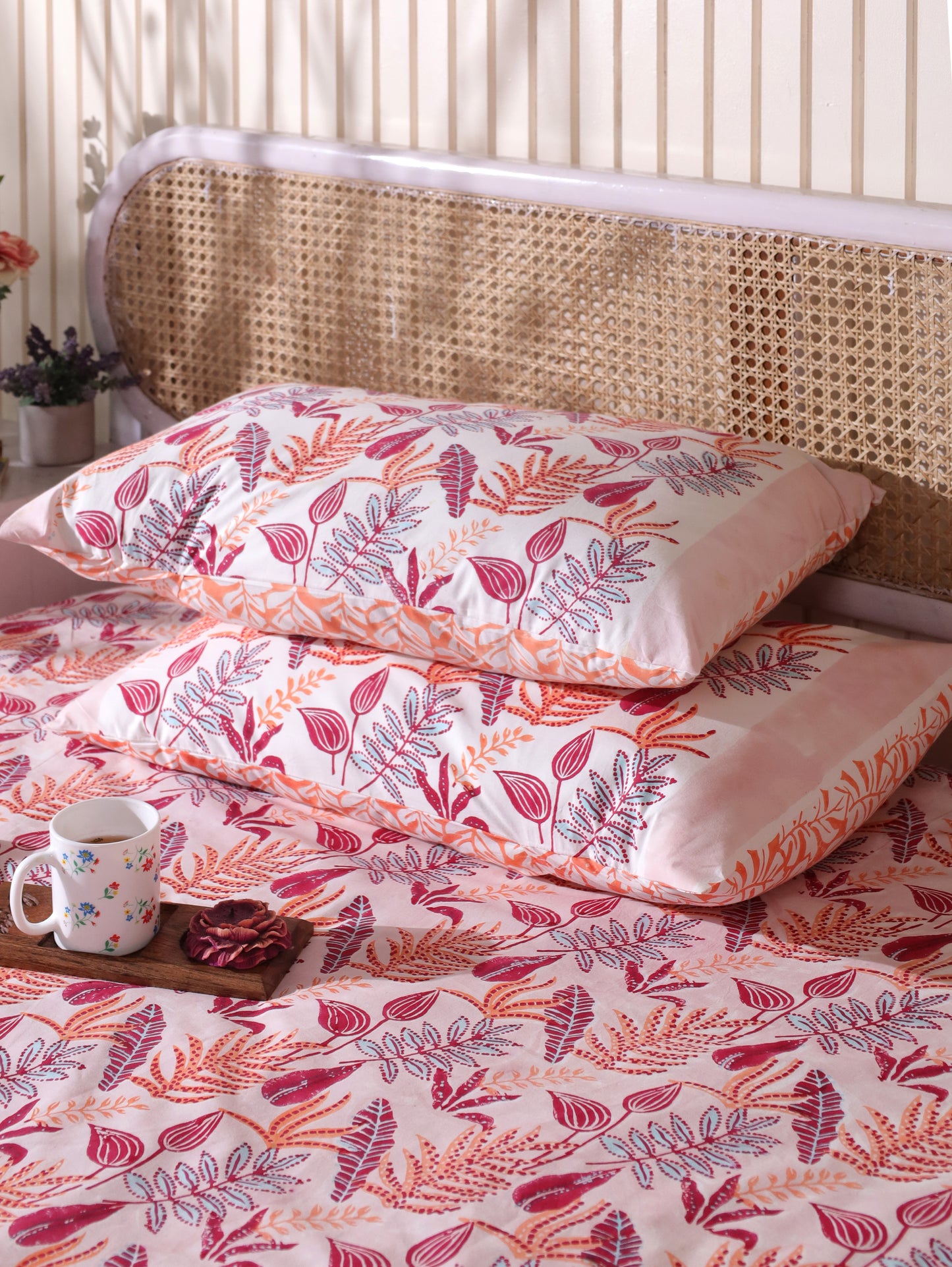 Red and peach forest garden bedsheet set