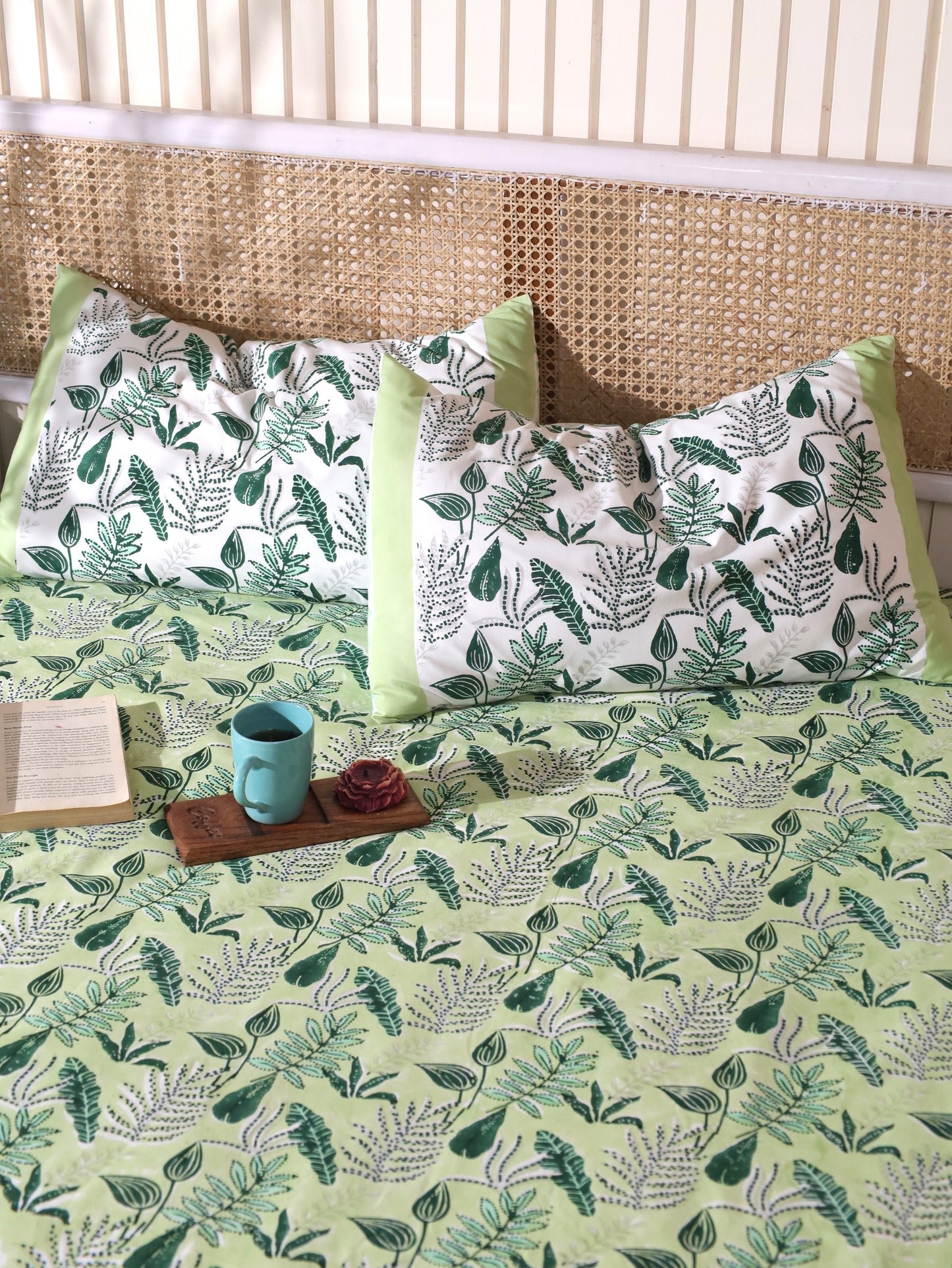 Green and grey forest garden bedsheet set