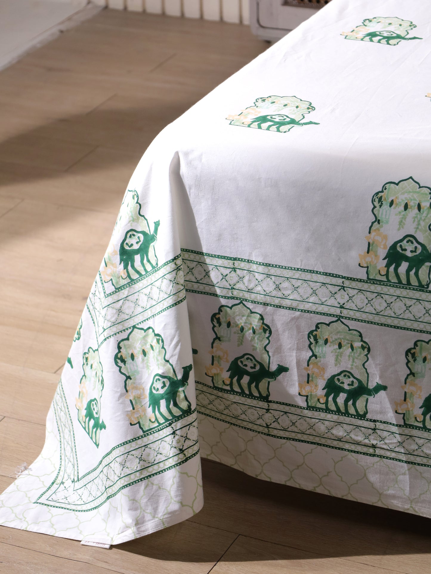 Green and yellow jharokha motif bedsheet set