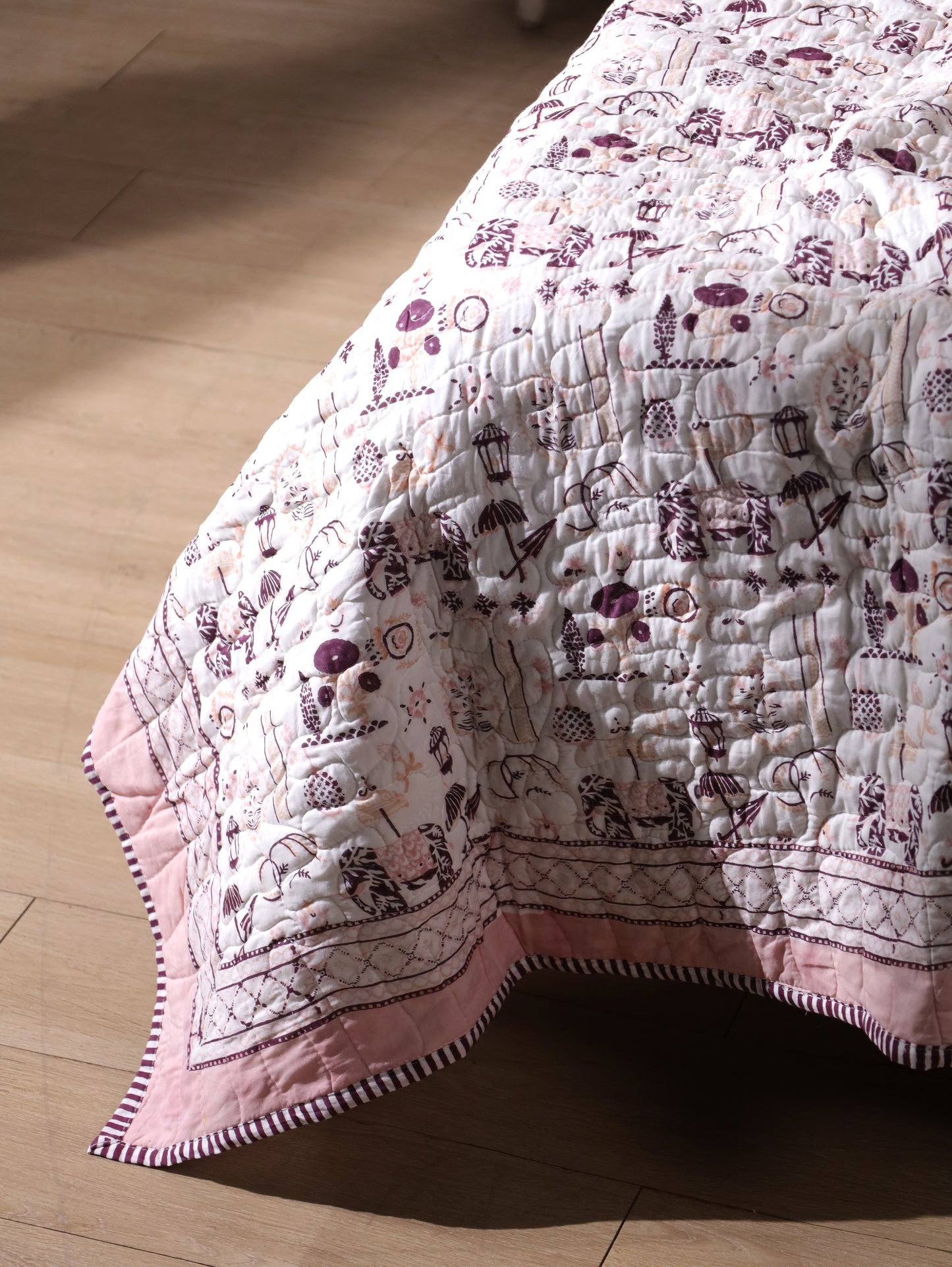 Lilac and maroon scattered ethnic mulmul quilt