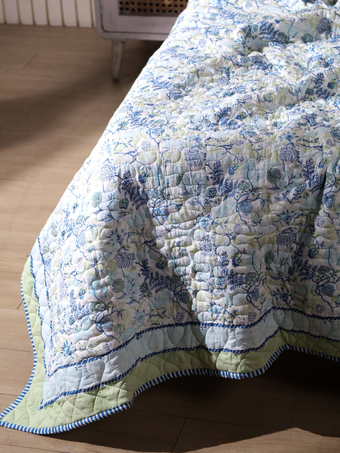 Blues and parrot kamal phool mulmul quilt (floral jaal)