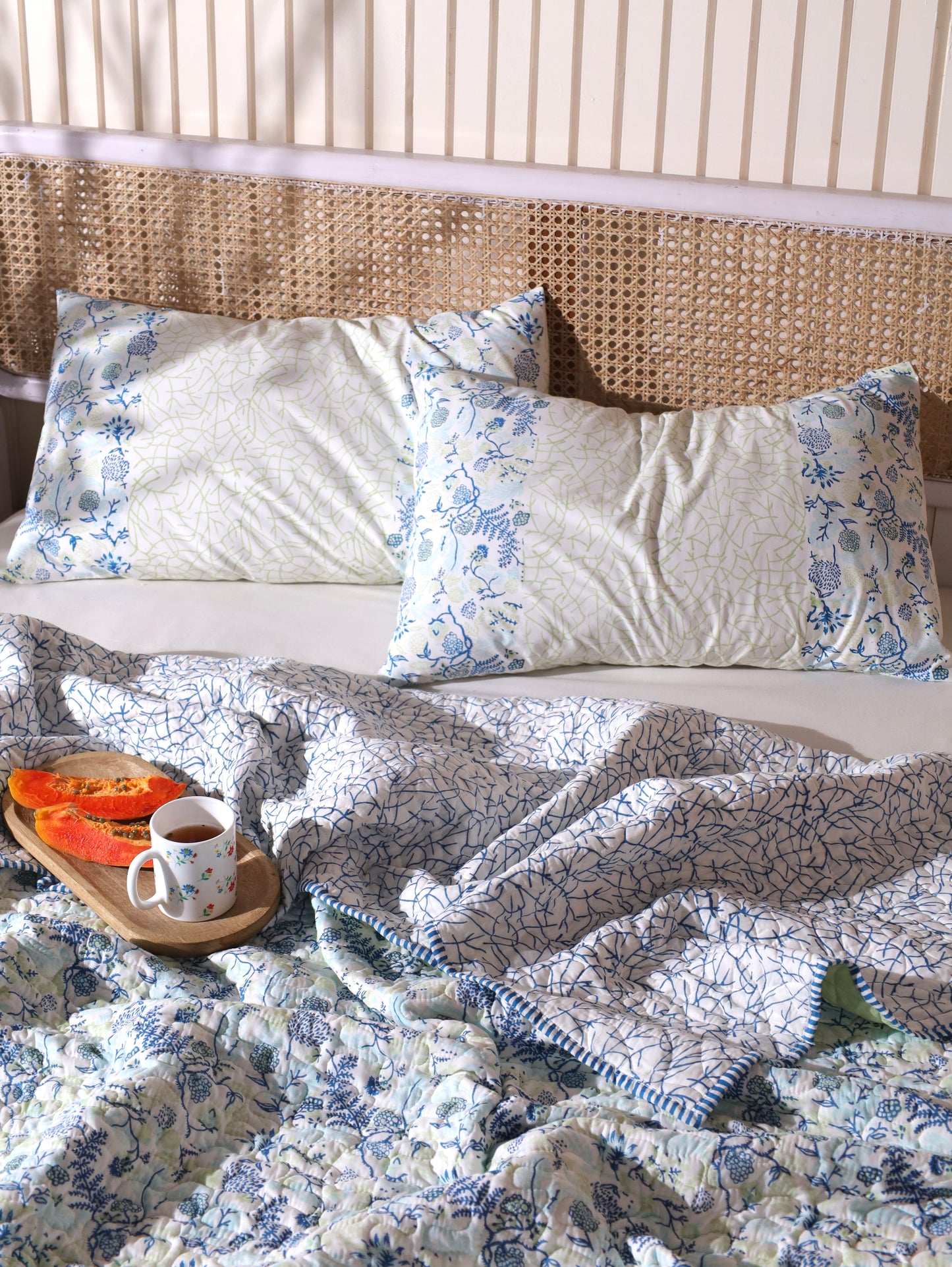 Blues and parrot kamal phool mulmul quilt (floral jaal)
