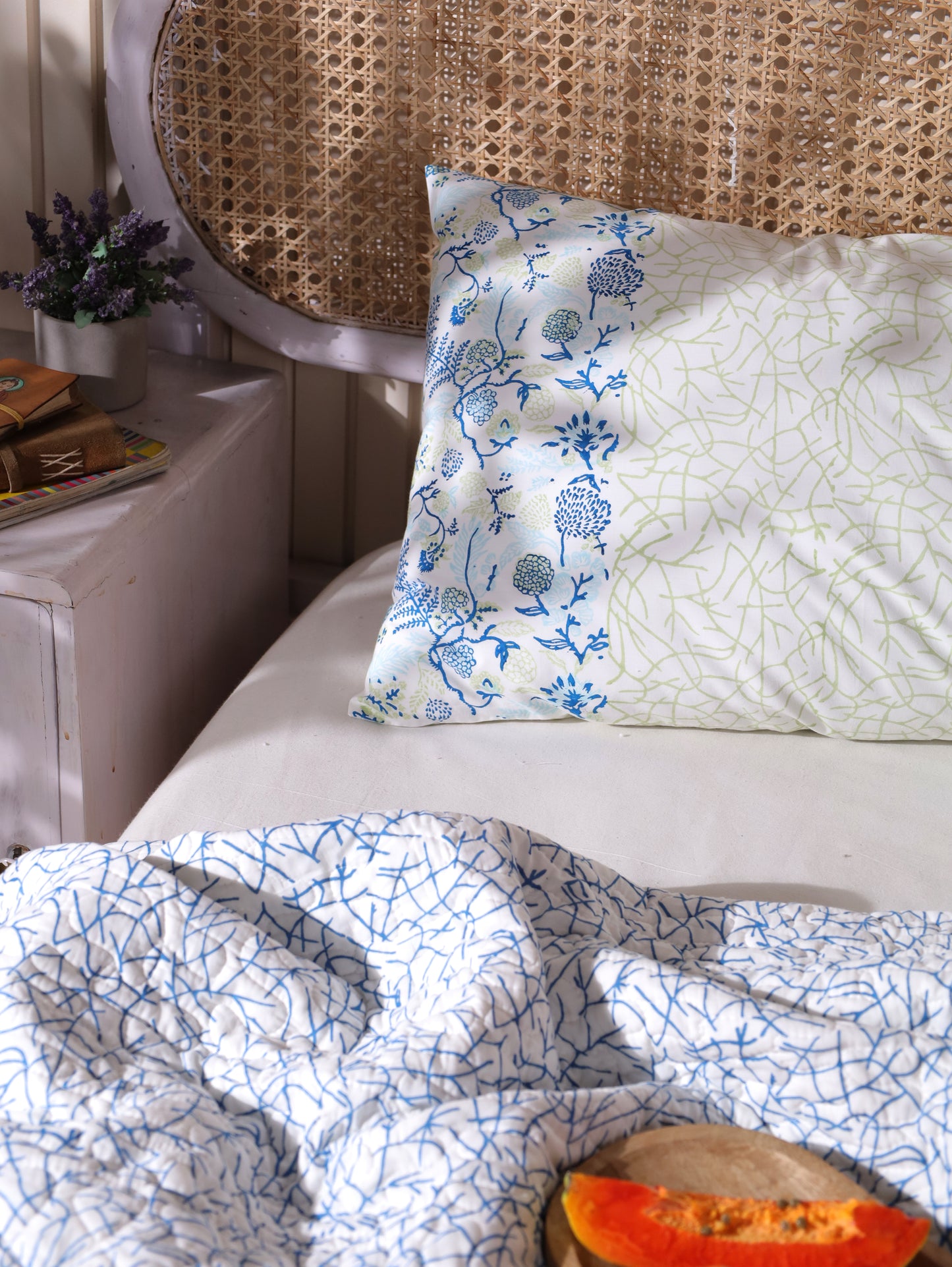Blues and parrot kamal phool mulmul quilt (floral jaal)