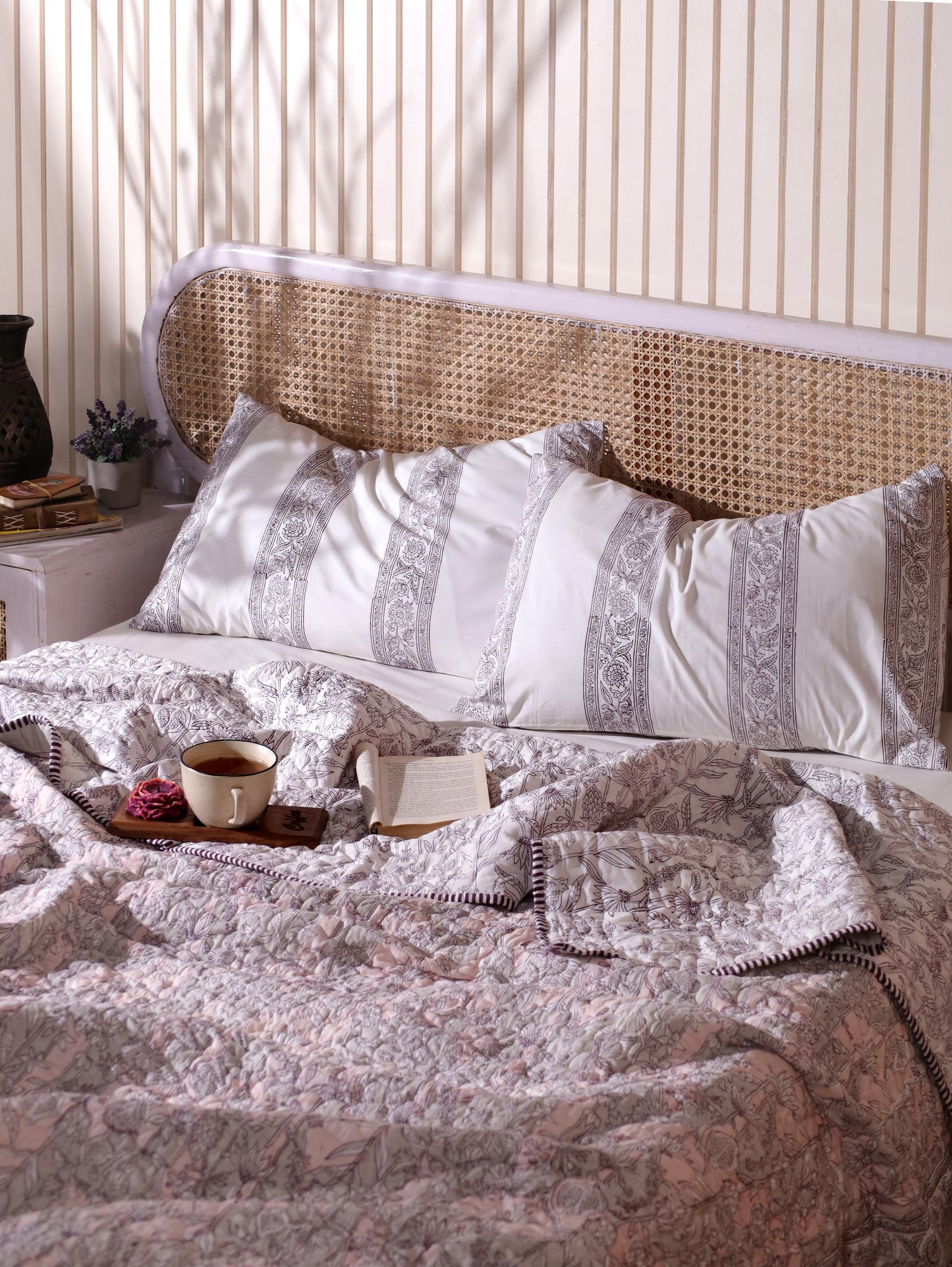 Pink and grey gadh jaal mulmul quilt