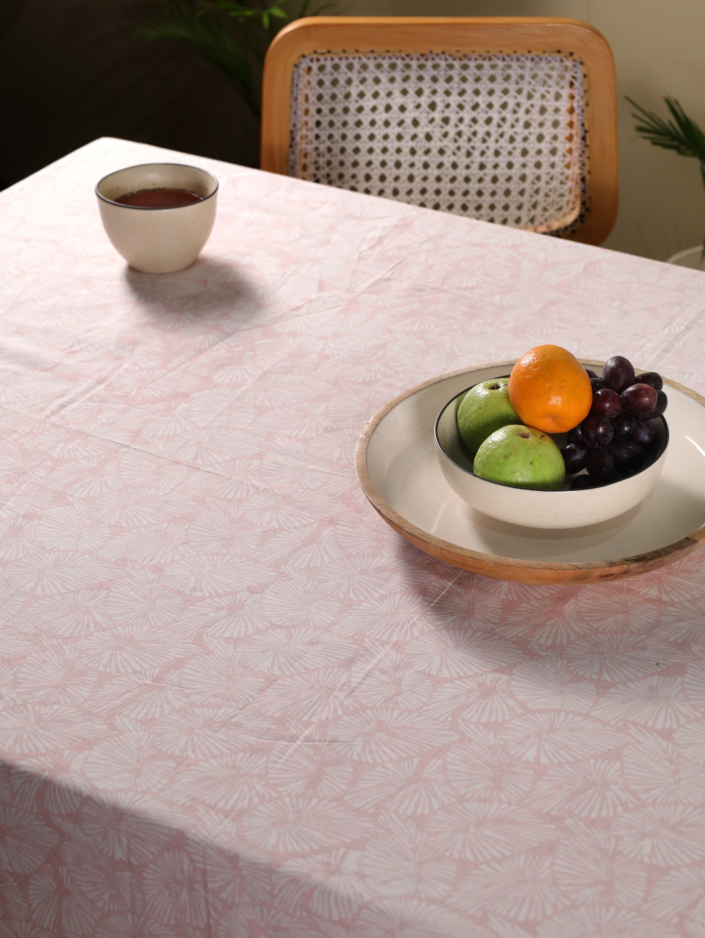 Peach small lines dining table cover