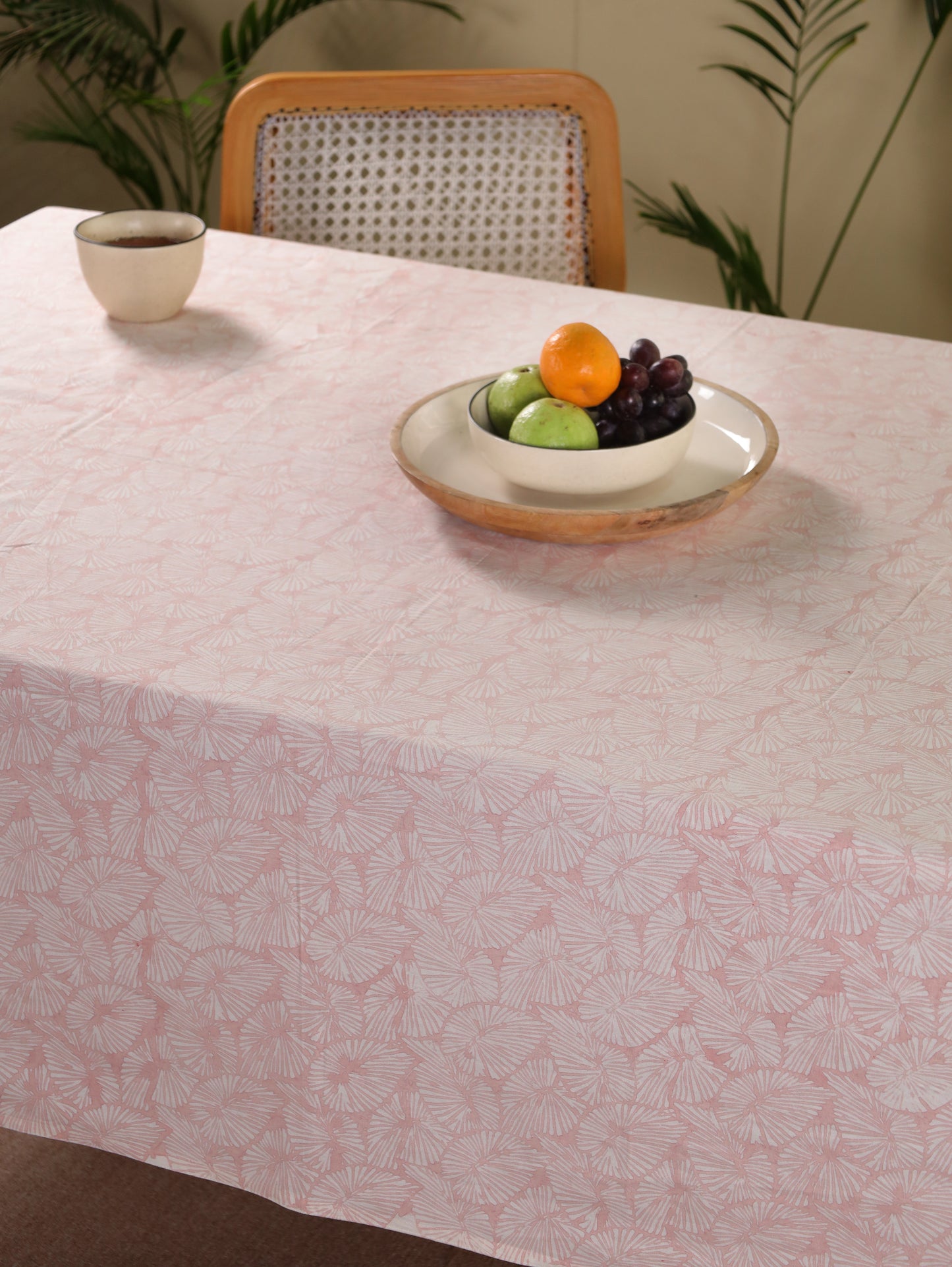 Peach small lines dining table cover