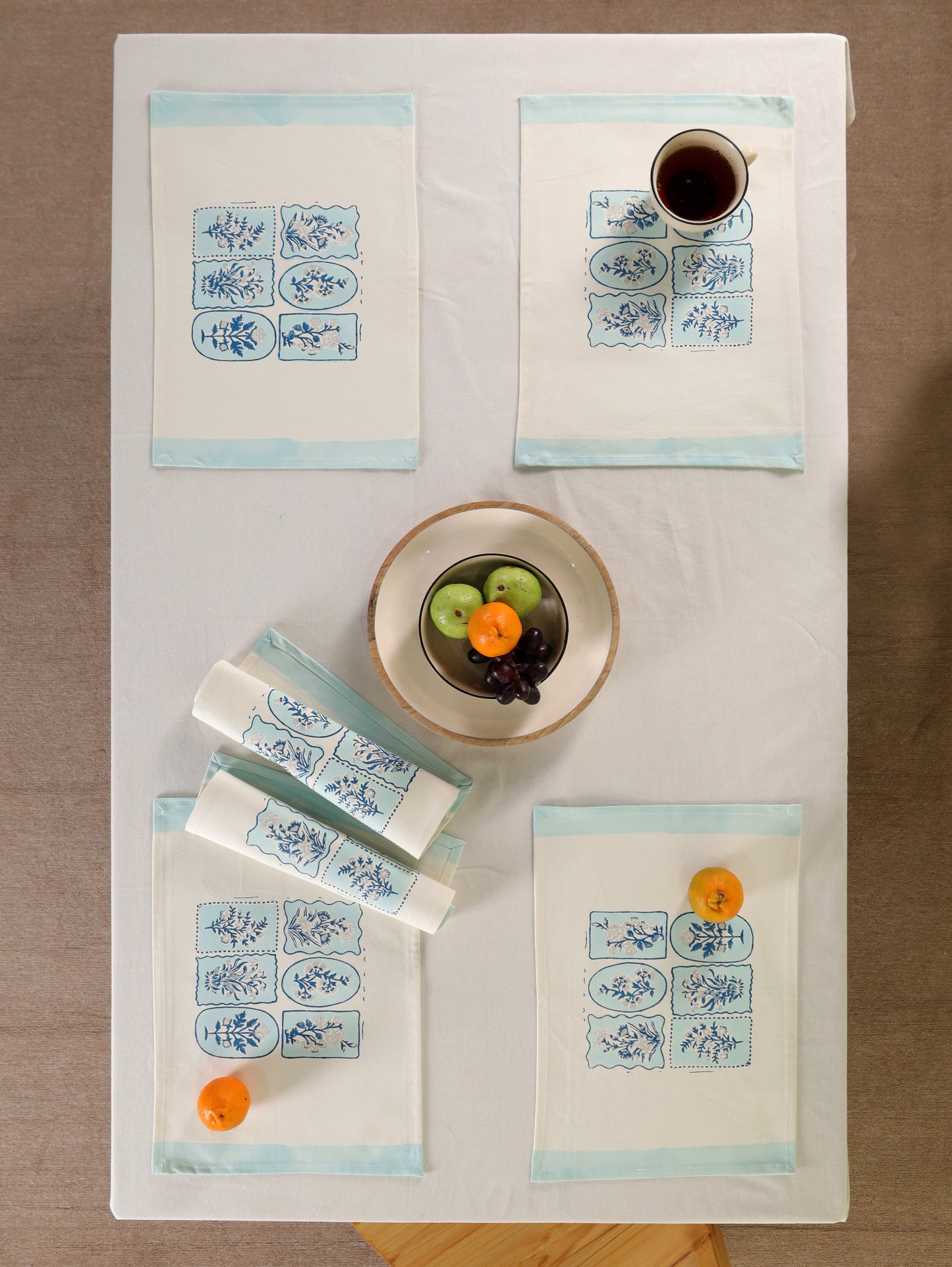 Navy blue and grey motif tiles table mat