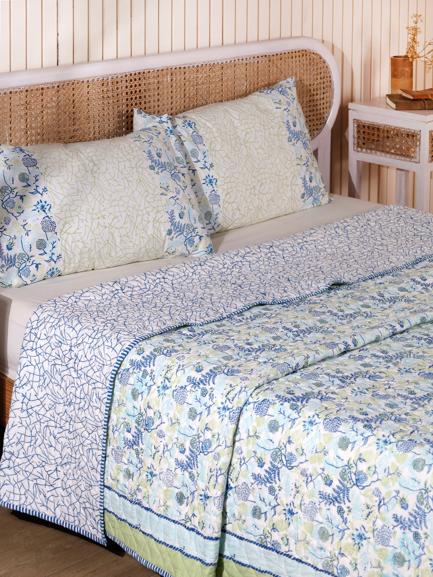 Blues and parrot kamal phool mulmul quilt (floral jaal)