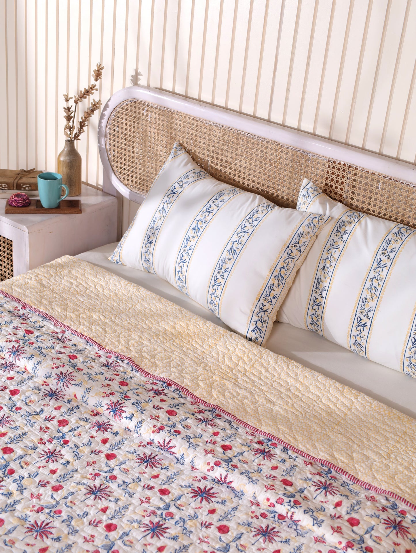 Magenta yellow and blue nariyal tree mulmul quilt (scattered floral)