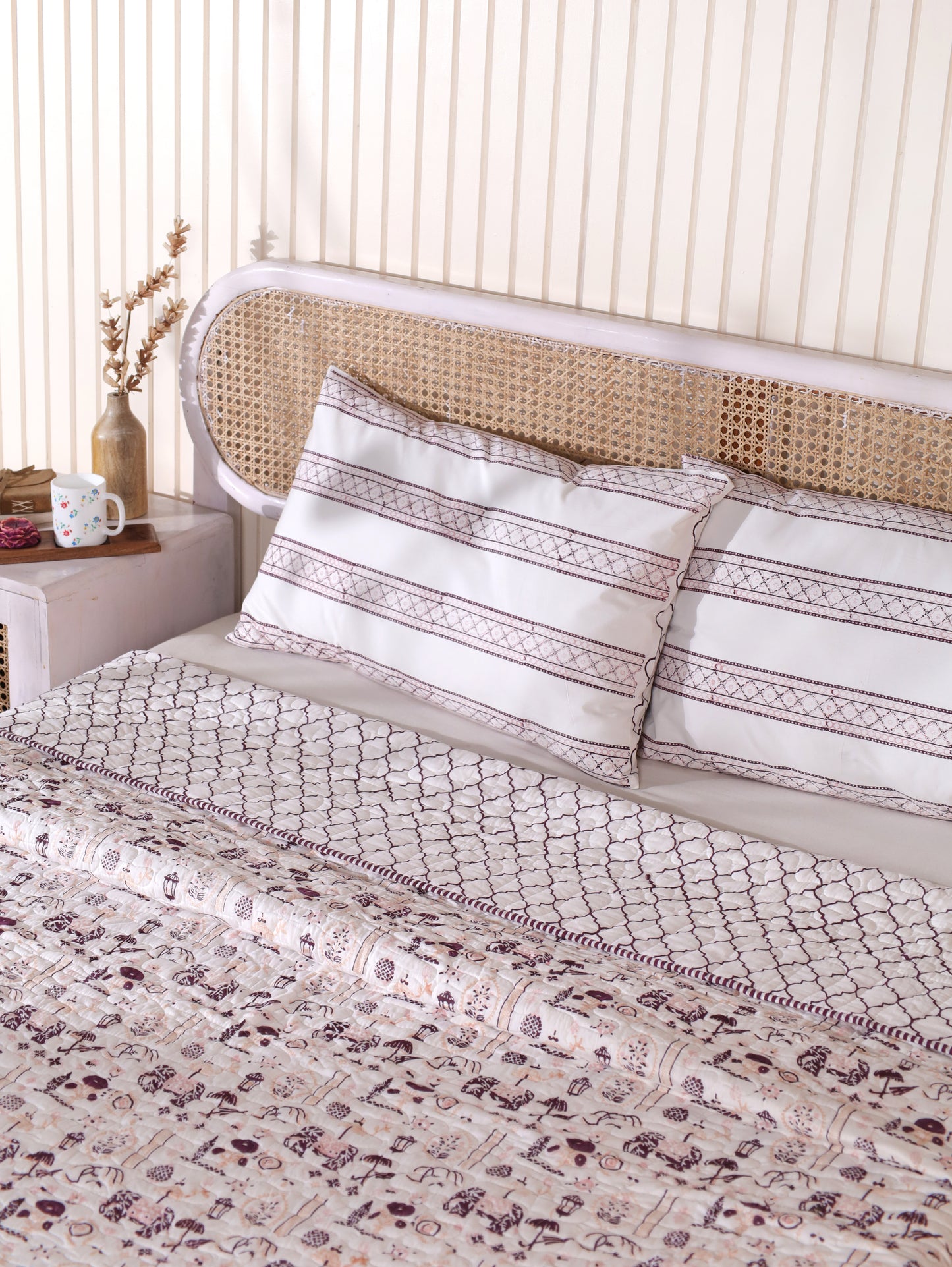 Lilac and maroon scattered ethnic mulmul quilt
