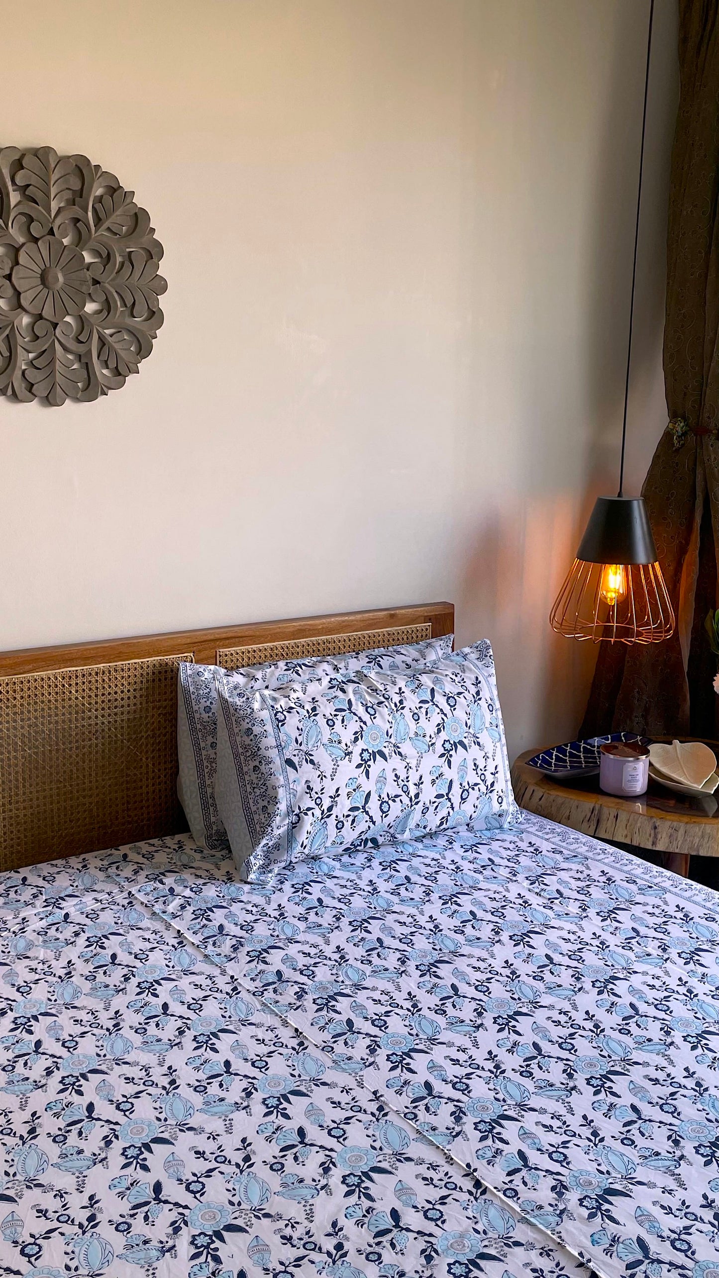 Blue and grey phal aur phool bedsheet set