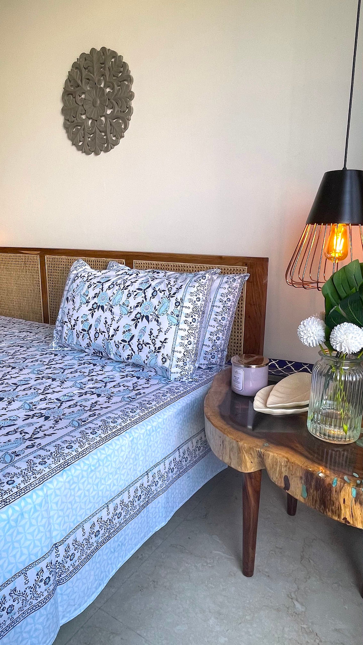 Blue and grey phal aur phool bedsheet set