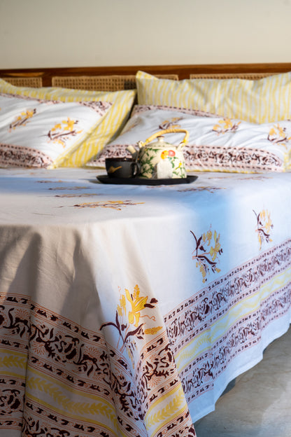 Yellow and maroon ek phool single bedsheet set