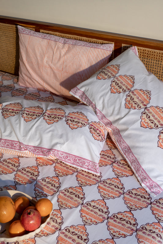 Maroon and magenta heera jaal single bedsheet set
