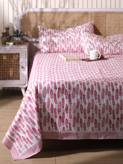 Red long leaves jaal fitted bedsheet set