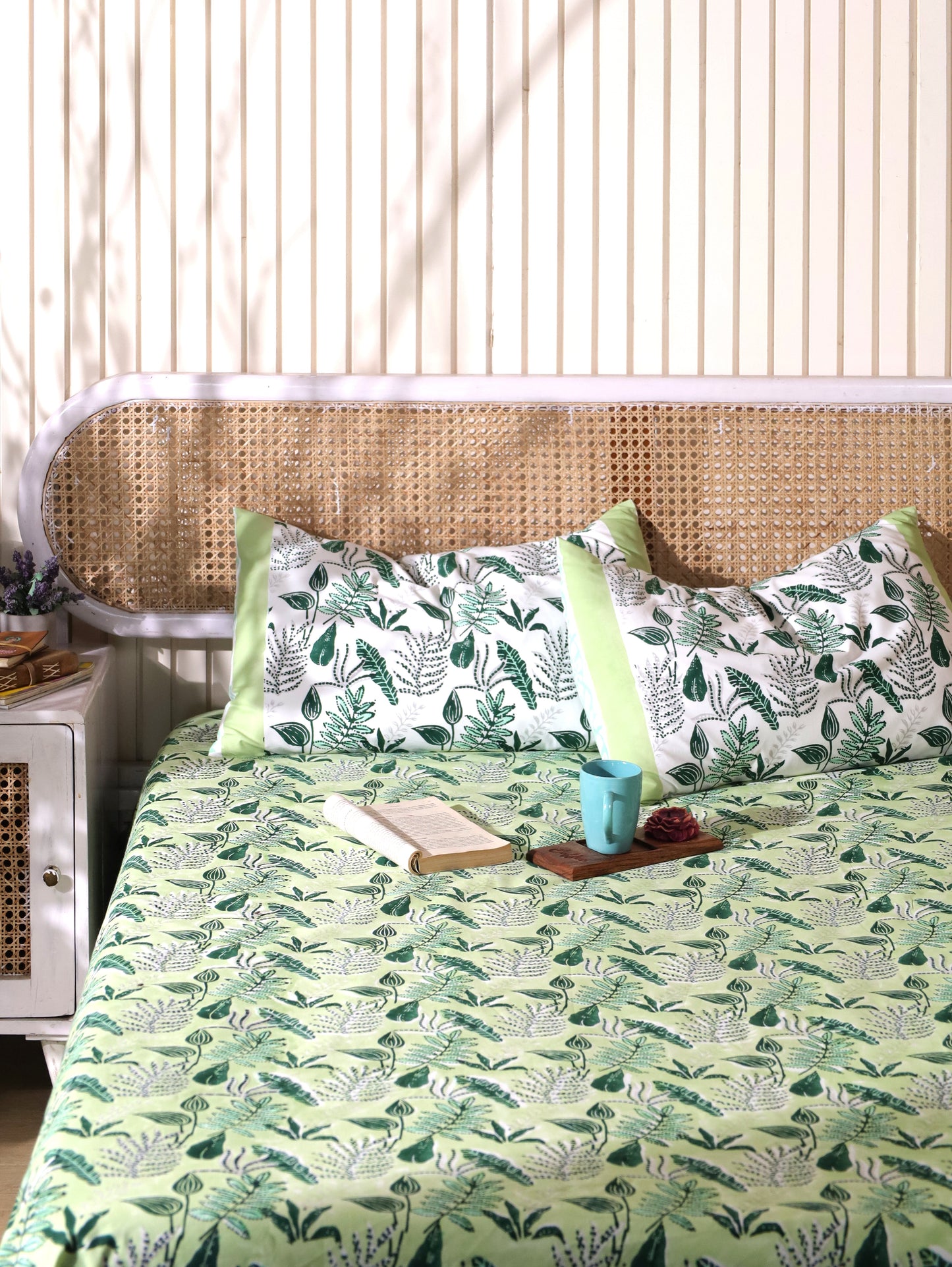 Green and grey forest garden fitted bedsheet set