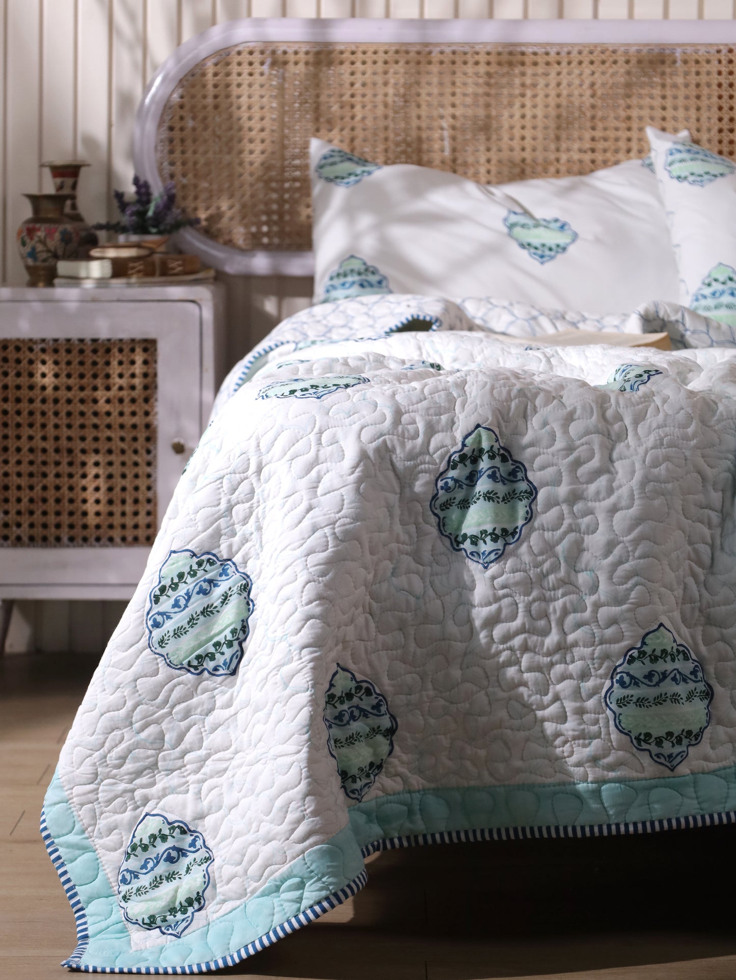 Blue and green heera jaal motif mulmul quilt
