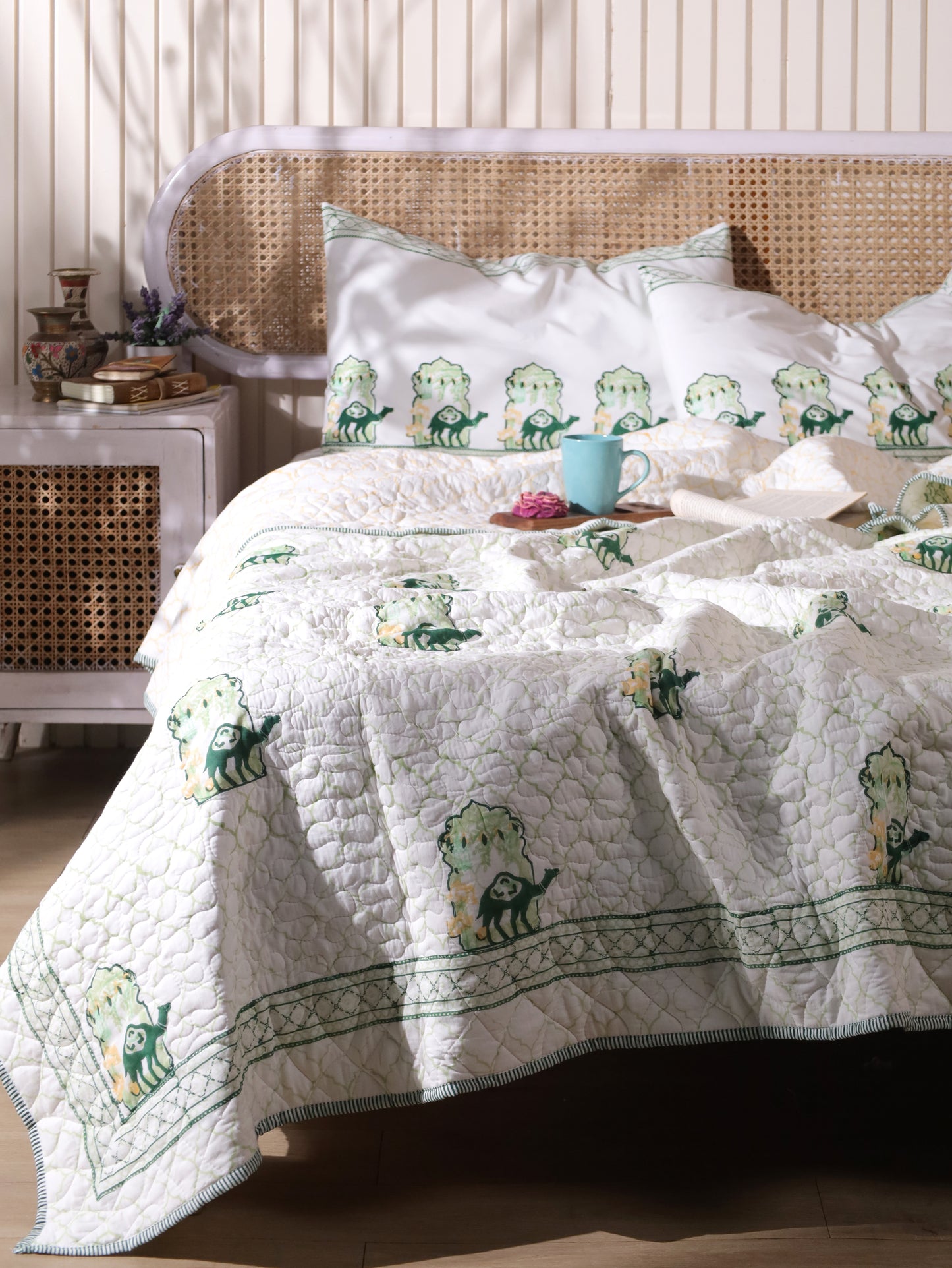 Green and yellow jharokha motif mulmul quilt