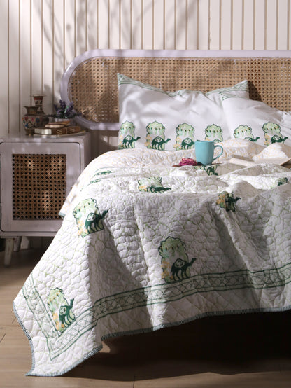 Green and yellow jharokha motif mulmul quilt