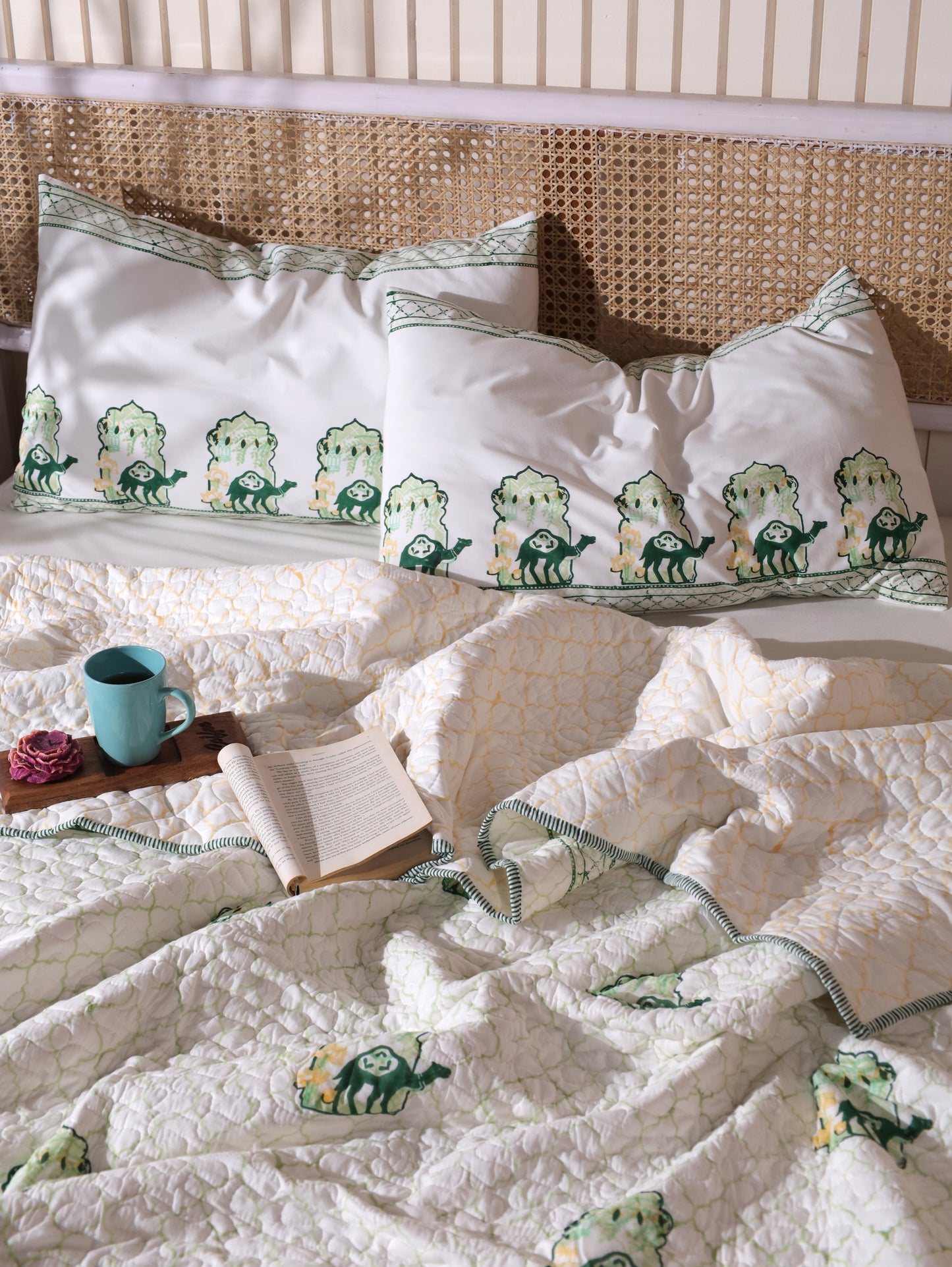 Green and yellow jharokha motif mulmul quilt