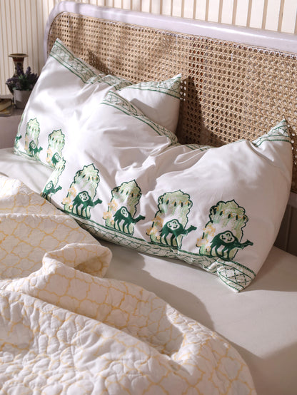 Green and yellow jharokha motif mulmul quilt