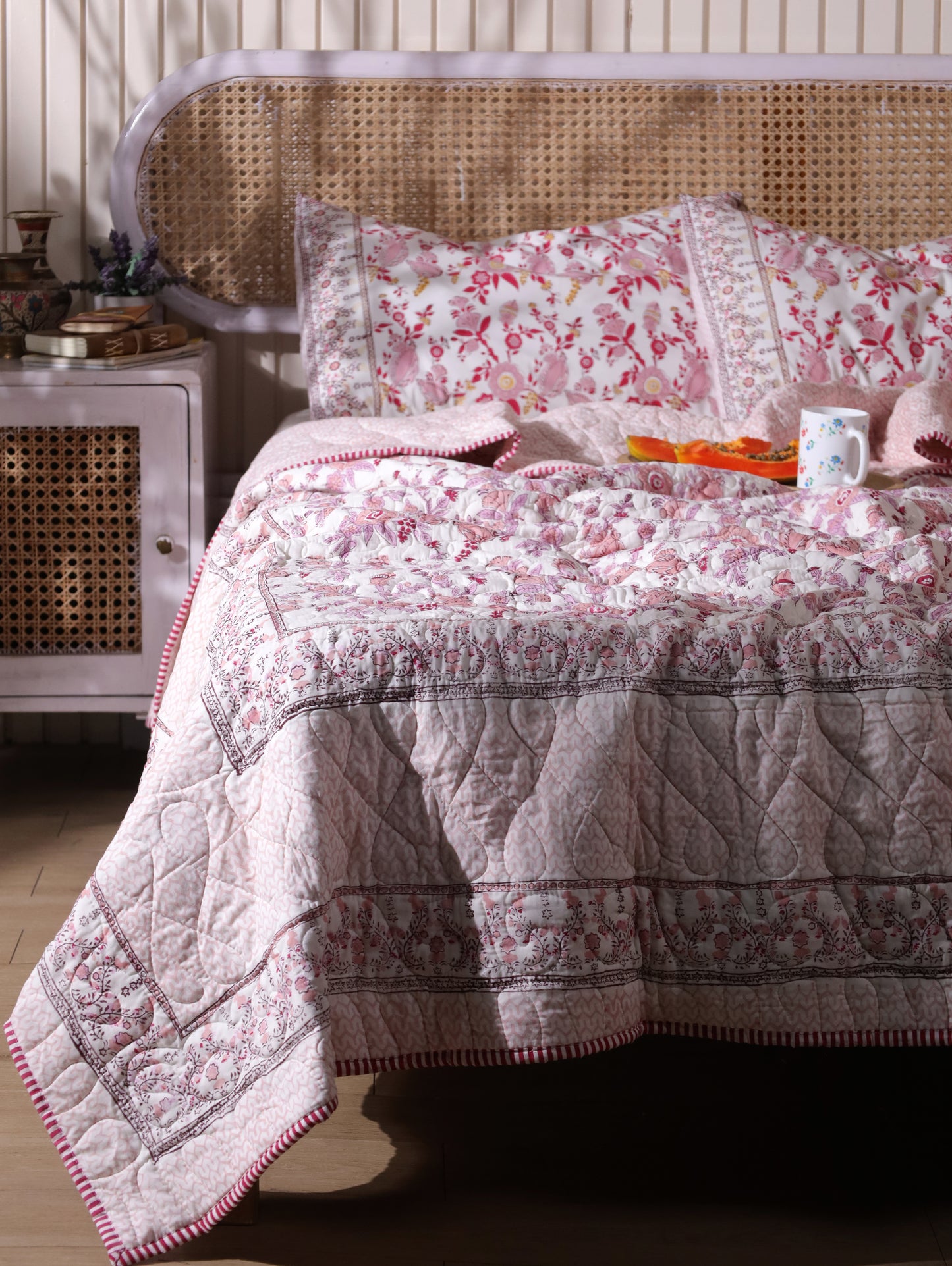 Lilac and maroon phal aur phool mulmul quilt