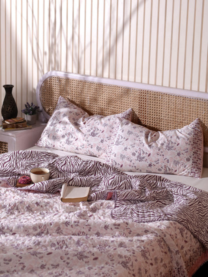 Lilac and pink teen anaar mulmul quilt (abstract jaal)