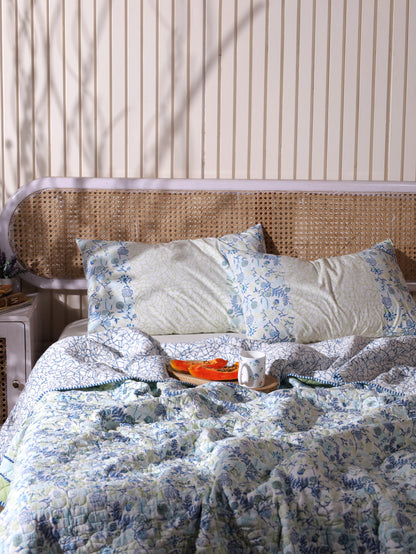 Blues and parrot kamal phool mulmul quilt (floral jaal)
