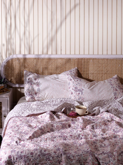 Lilac and pink kamal phool mulmul quilt (floral jaal)