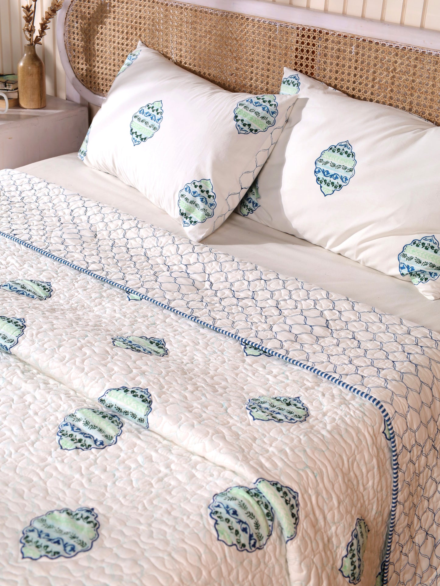 Blue and green heera jaal motif mulmul quilt