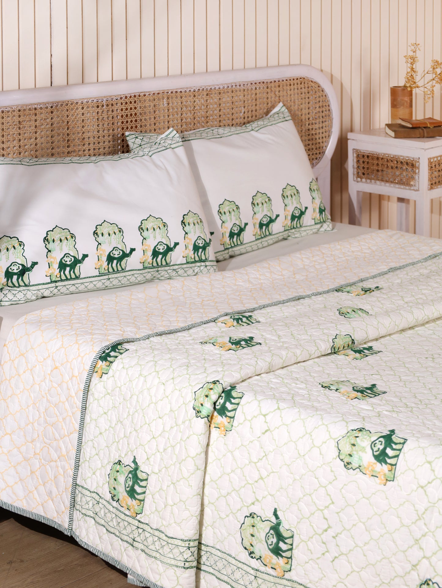 Green and yellow jharokha motif mulmul quilt