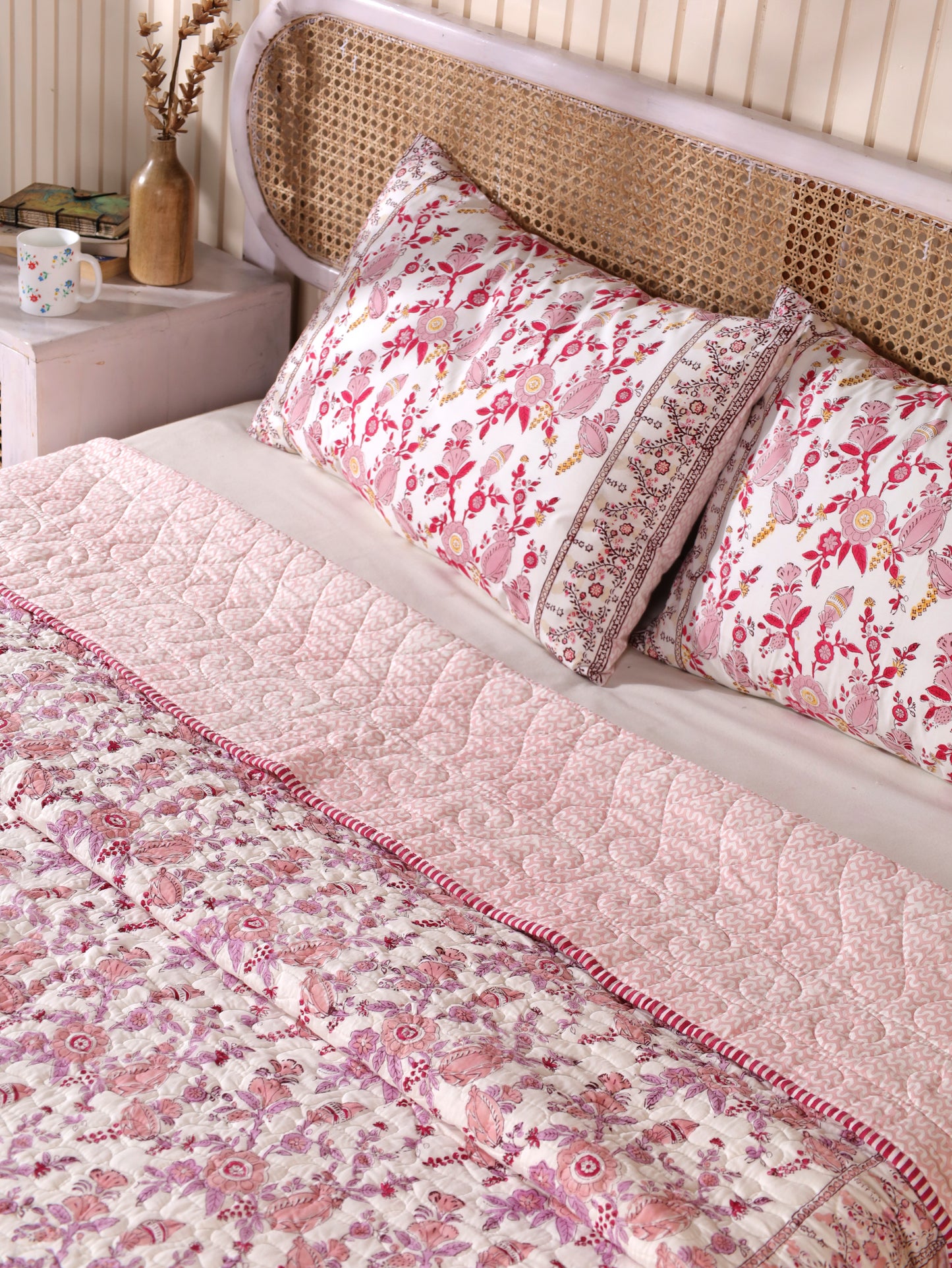 Lilac and maroon phal aur phool mulmul quilt