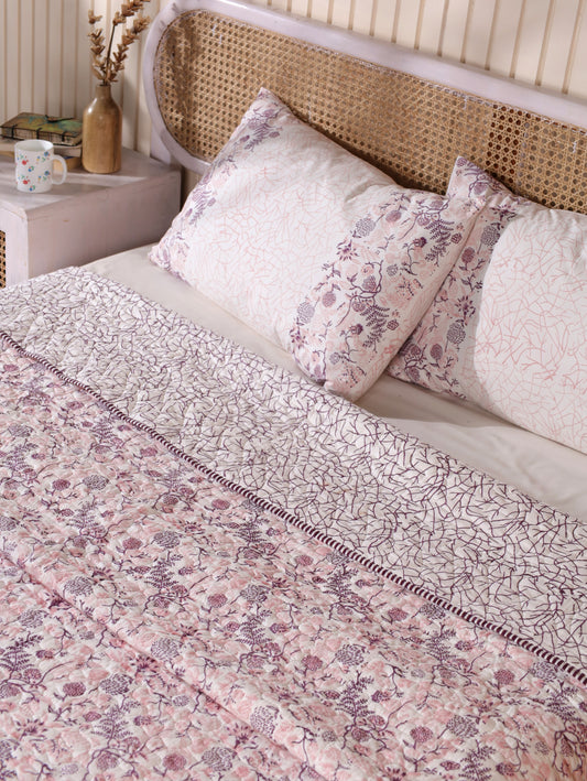 Lilac and pink kamal phool mulmul quilt (floral jaal)