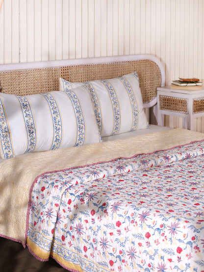 Magenta yellow and blue nariyal tree mulmul quilt (scattered floral)