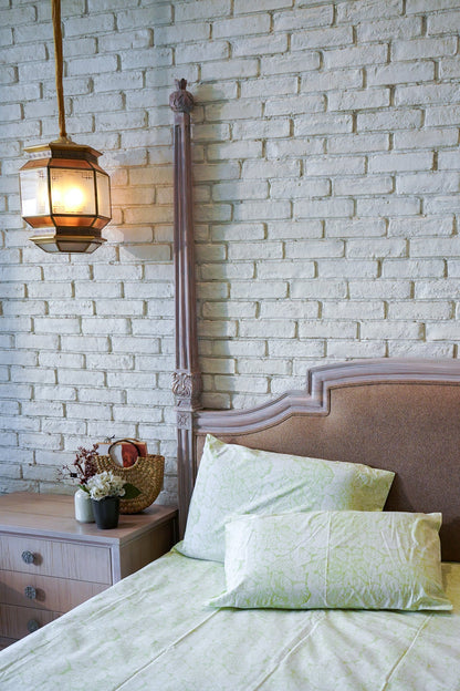 Lime green small lines leaves jaal fitted bedsheet set