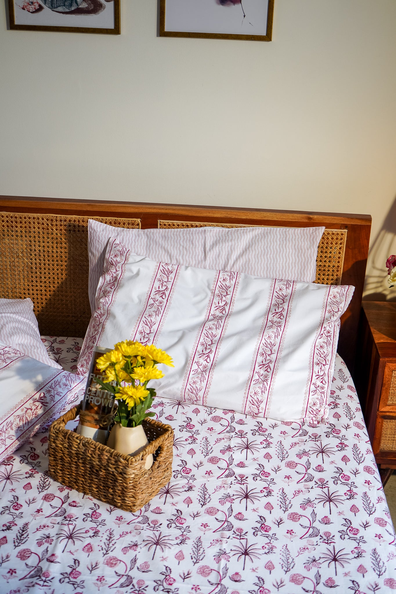 Magenta and maroon nariyal tree bedsheet set (scattered floral)