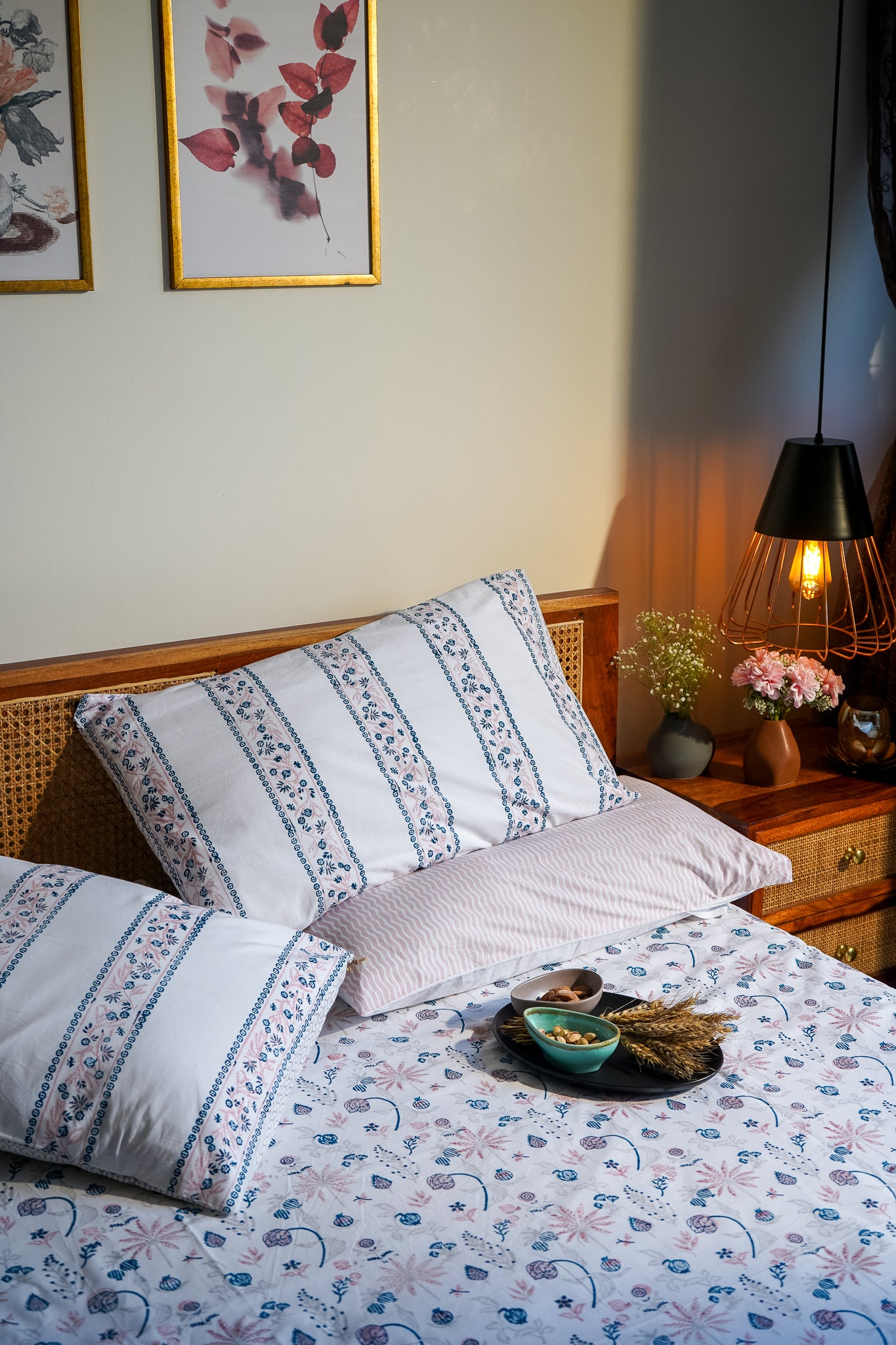 Pink blue and grey nariyal tree bedsheet set (scattered floral)