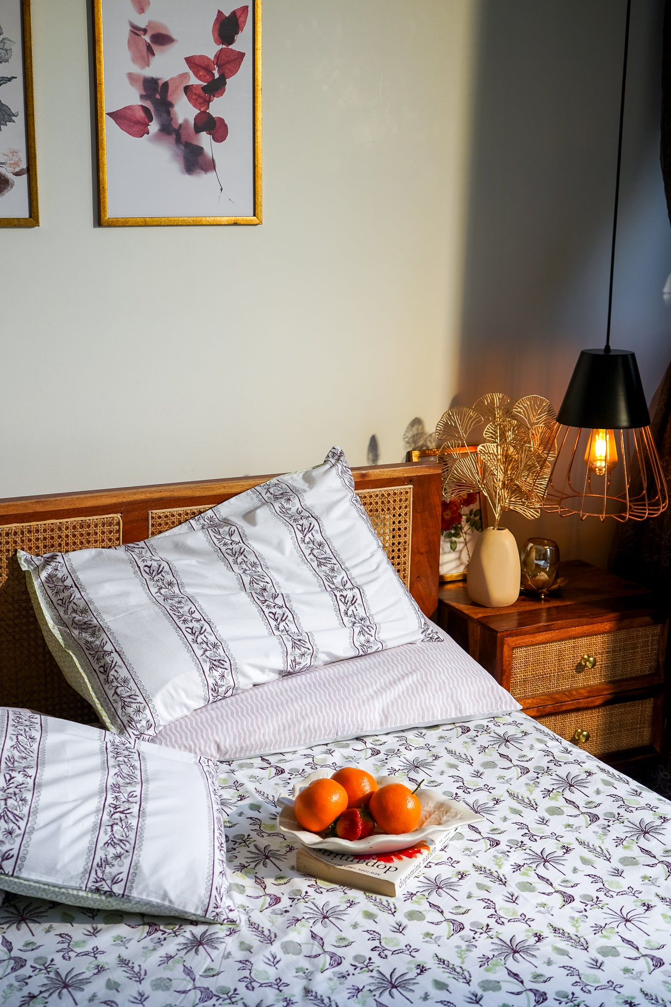 Parrot maroon and grey nariyal tree bedsheet set (scattered floral)