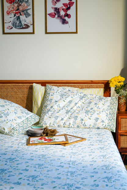 Green parrot and yellow teen anaar bedsheet set (abstract jaal)