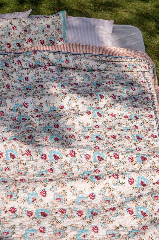 Blue and magenta patte pe patta mulmul quilt