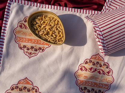 Magenta orange heera jaal table/tray mat