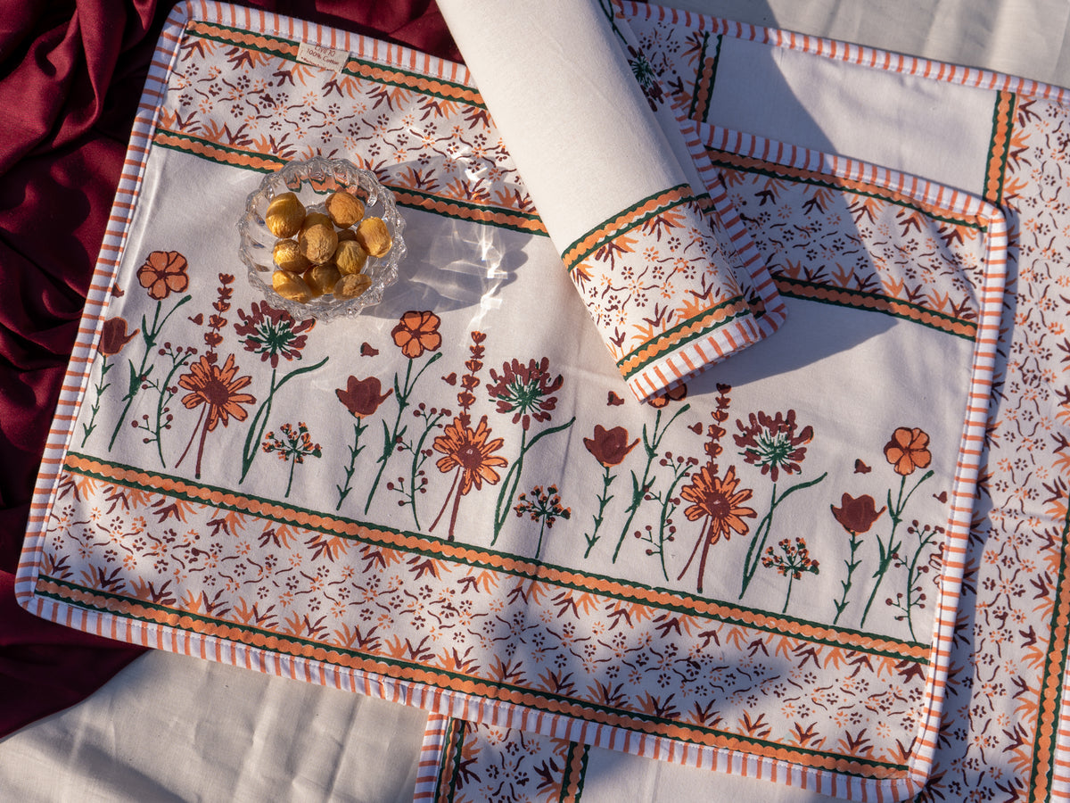 Maroon orange blooming flowers table/tray mat