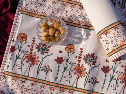 Maroon orange blooming flowers table/tray mat