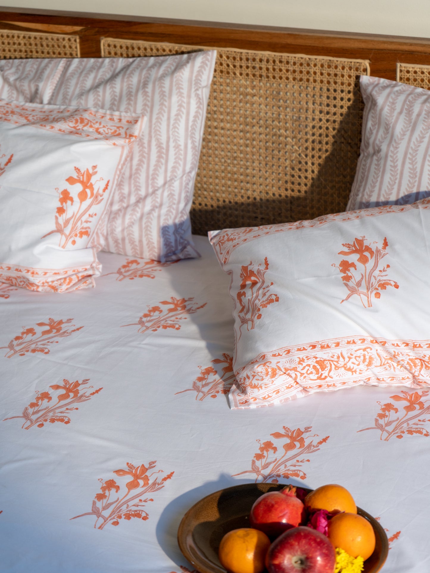 Orange and brown ek phool bedsheet set